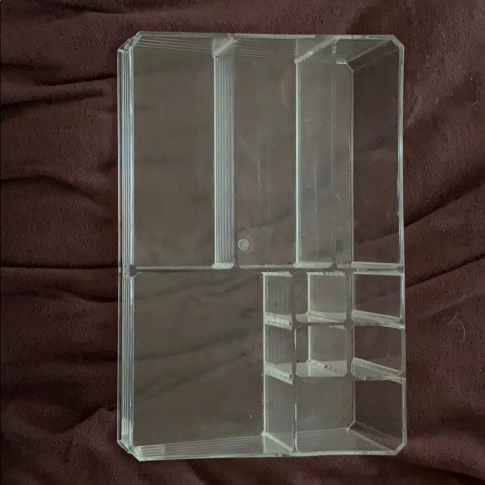 Makeup organizer - Picture 3 of 3
